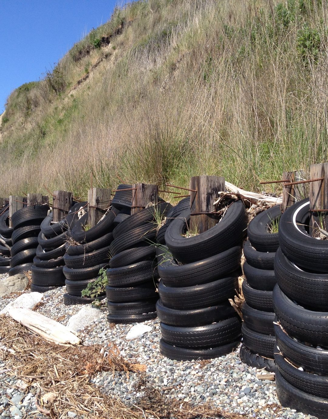 Maylor-Point_Tires-and-Posts-1920×2448-1080×1377